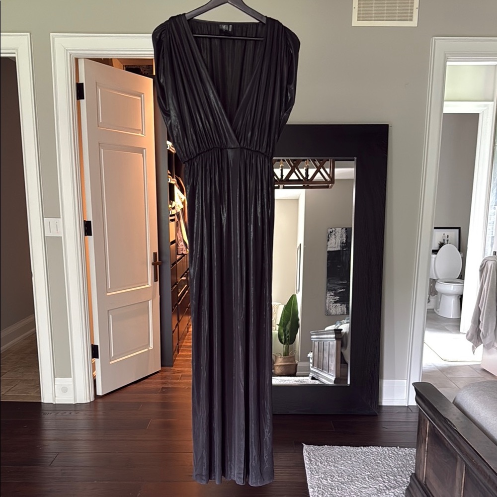 Elegant Black Maxi Dress
